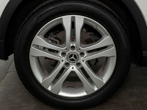 Used 2018 Mercedes-Benz GLA 250 4MATIC image 17