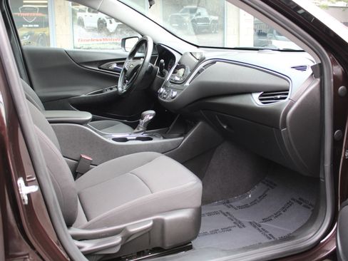 Used 2021 Chevrolet Malibu RS FWD image 15