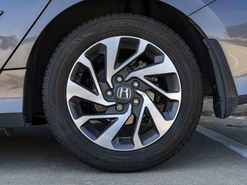Used 2017 Honda Civic EX image 15