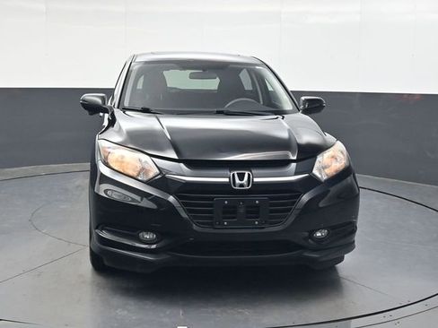 Used 2017 Honda HR-V EX image 9