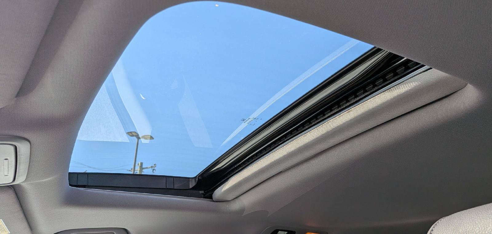 Used 2023 Honda Odyssey EX-L image 14