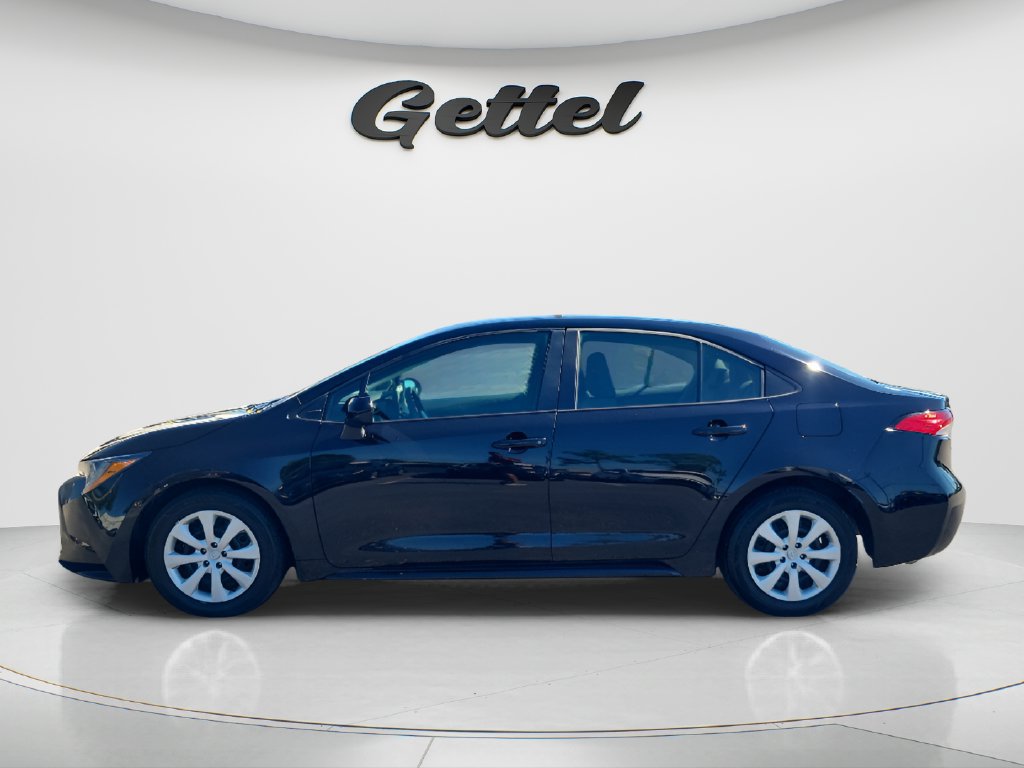 Used 2025 Toyota Corolla LE FWD image 8