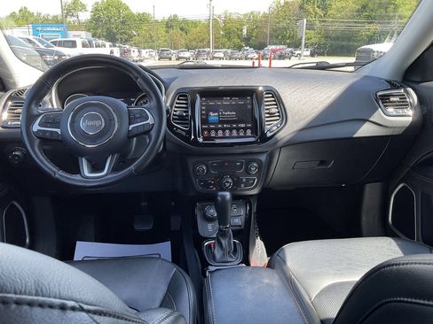 Used 2019 Jeep Compass Limited image 12