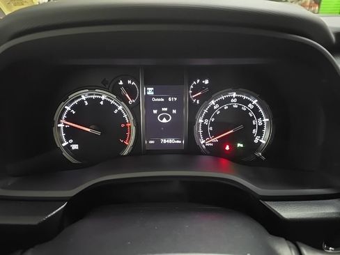 Used 2021 Toyota 4Runner Limited AWD/4WD image 22