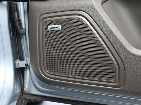 Certified 2022 Porsche Macan image 30