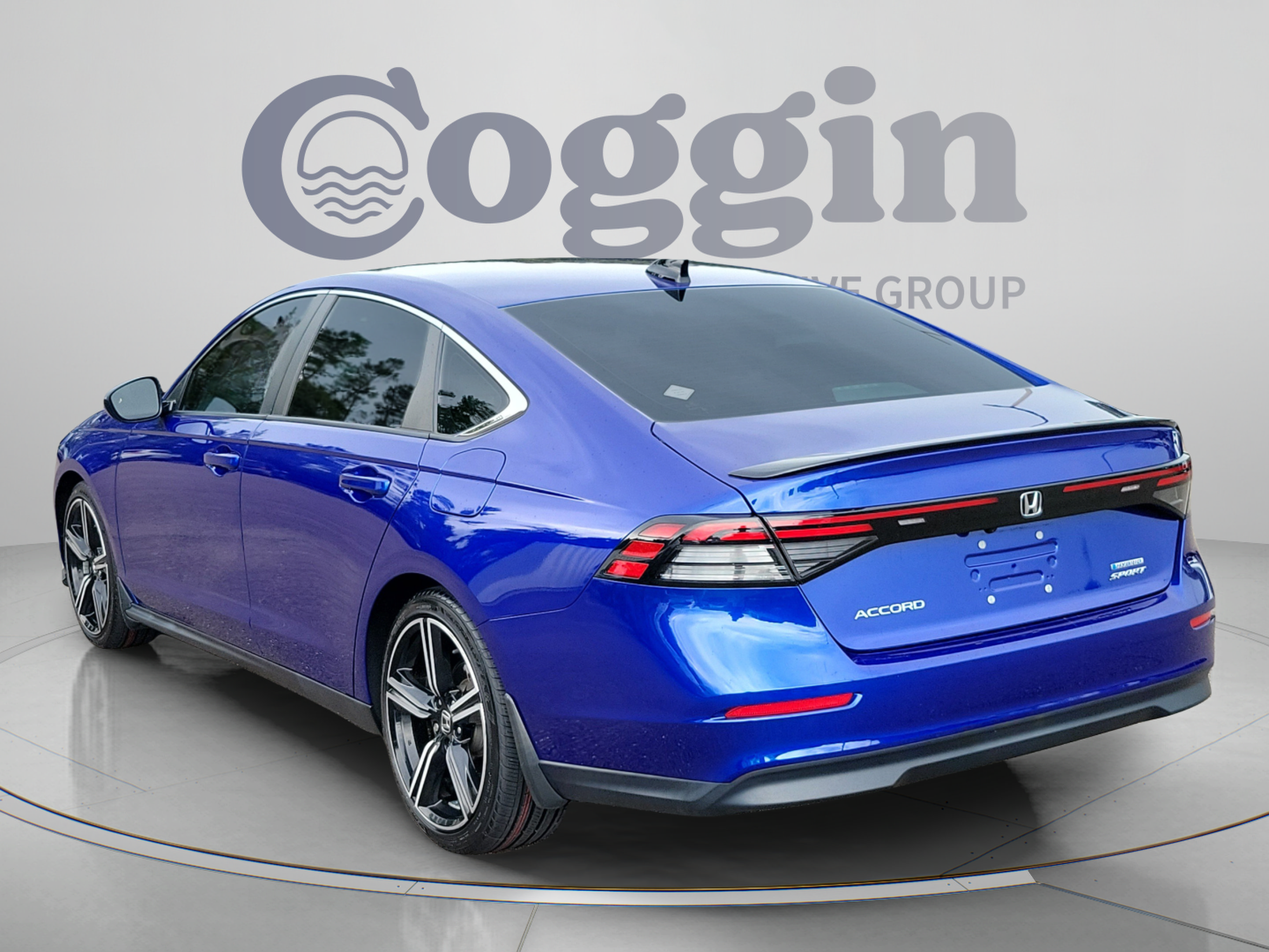 Used 2024 Honda Accord Sport image 3