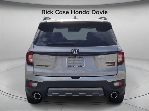 Certified 2024 Honda Passport TrailSport image 6