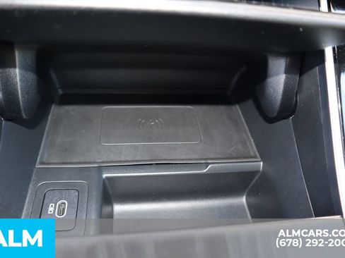 Used 2024 Land Rover Range Rover Evoque Dynamic SE image 33