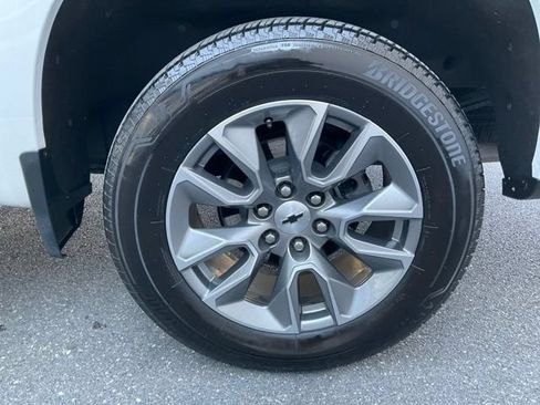 Used 2022 Chevrolet Silverado 1500 RST AWD/4WD image 18