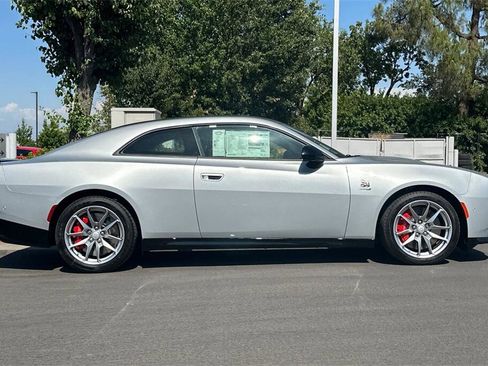 New 2024 Dodge Charger Daytona Scat Pack w/ Plus Group image 6