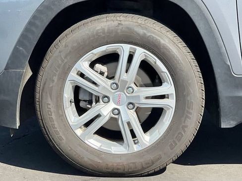 Used 2020 GMC Terrain SLE w/ LPO, Floor Liner Package AWD/4WD image 36