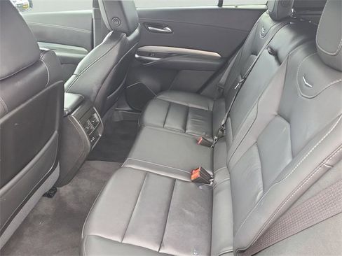 Used 2023 Cadillac XT4 Premium Luxury image 16