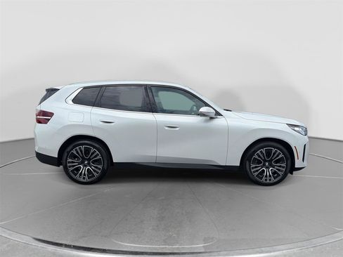Certified 2025 BMW X3 xDrive30i w/ Premium Package AWD/4WD image 6