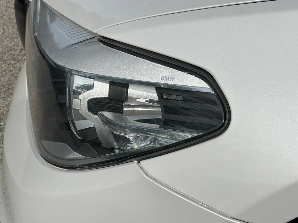 Used 2018 BMW 530e RWD image 12