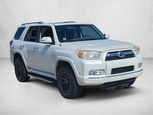 Used 2011 Toyota 4Runner SR5 w/ Premium Pkg w/Leather image 3