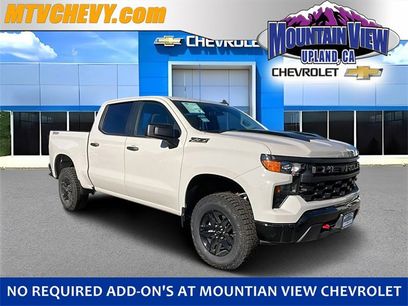 New 2026 Chevrolet Silverado 1500 Custom Trail Boss w/ LPO, Dark Essentials Package