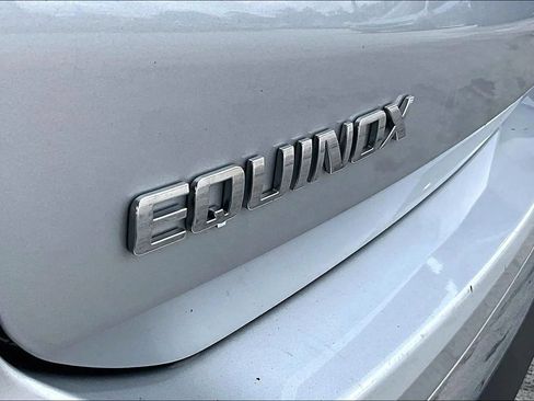Used 2018 Chevrolet Equinox LS FWD image 21