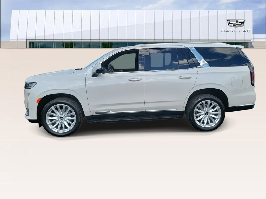 Used 2024 Cadillac Escalade Luxury RWD image 5