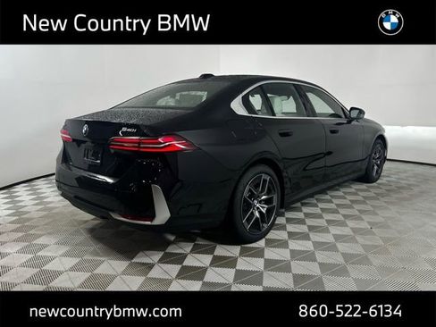 New 2026 BMW 540i xDrive w/ Executive Package image 7