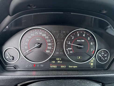 Used 2017 BMW 320i xDrive Sedan image 13