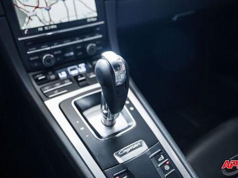 Used 2014 Porsche Cayman image 12