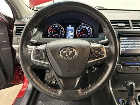Used 2015 Toyota Camry XSE w/ Moonroof Package image 8
