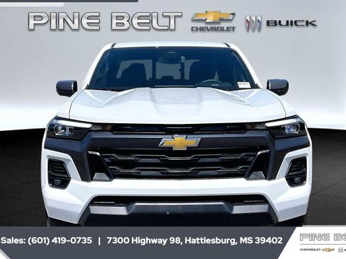 New 2026 Chevrolet Colorado LT w/ LT Convenience Package AWD/4WD image 3