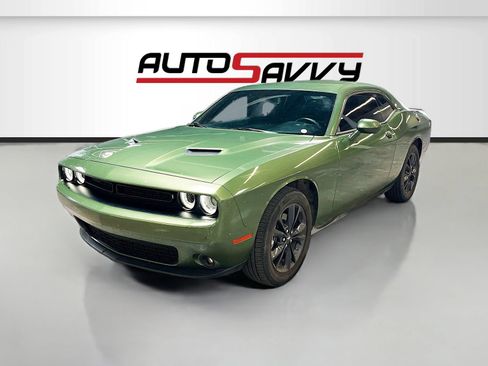 Used 2023 Dodge Challenger SXT w/ Blacktop Package AWD/4WD image 3