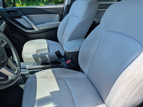 Used 2018 Subaru Forester 2.5i w/ Alloy Wheel Package AWD/4WD image 14