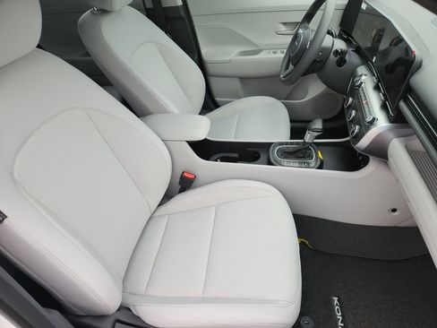 New 2026 Hyundai Kona SE FWD image 10