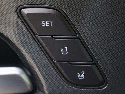 Used 2023 Hyundai Santa Fe Calligraphy image 42