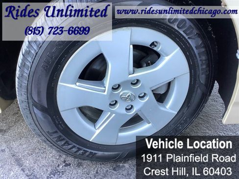 Used 2010 Toyota Prius Two image 38