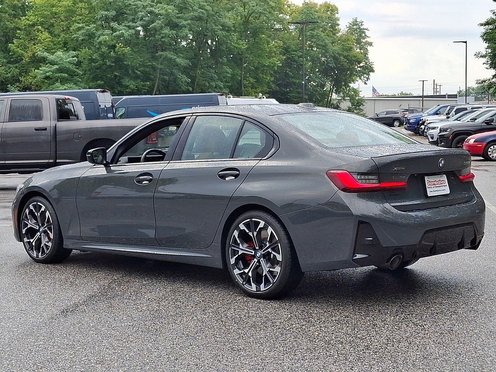 Used 2026 BMW 330i xDrive Sedan w/ M Sport Package AWD/4WD image 5