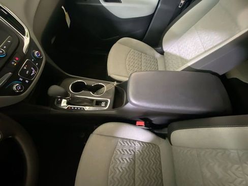 Used 2024 Chevrolet Equinox LS w/ Midnight Edition image 44