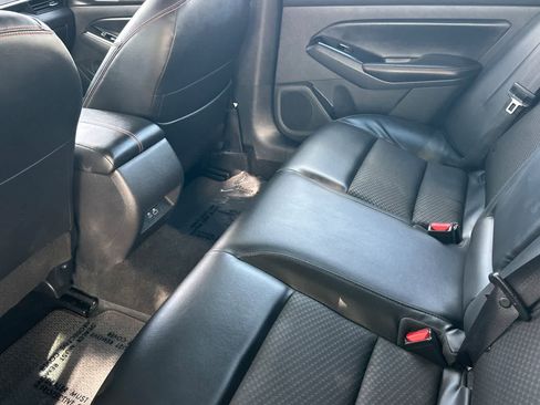 Used 2024 Nissan Altima 2.5 SR FWD image 5
