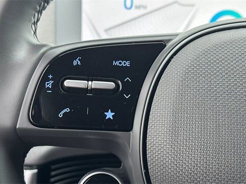 Certified 2024 Hyundai Ioniq 5 SE image 30