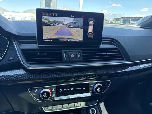 Used 2018 Audi SQ5 Prestige AWD/4WD image 29