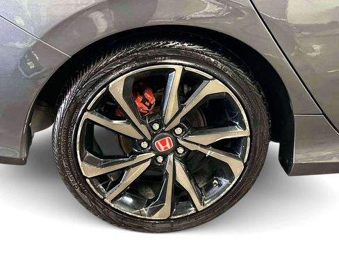 Used 2020 Honda Civic Sport image 9