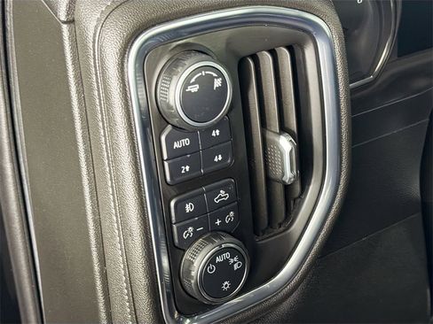 Used 2019 Chevrolet Silverado 1500 LT Trail Boss image 10