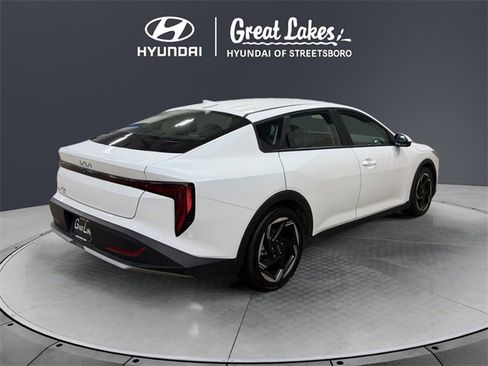 Used 2025 Kia K4 EX image 5