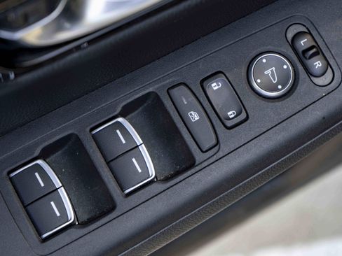 Used 2023 Honda CR-V EX-L image 37