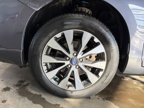 Used 2017 Subaru Outback 3.6R Limited image 9