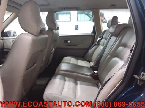Used 1999 Volvo V70 Cross Country image 13
