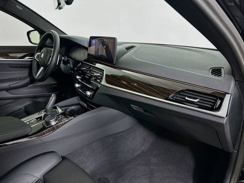 Certified 2023 BMW 540i w/ M Sport Package image 30