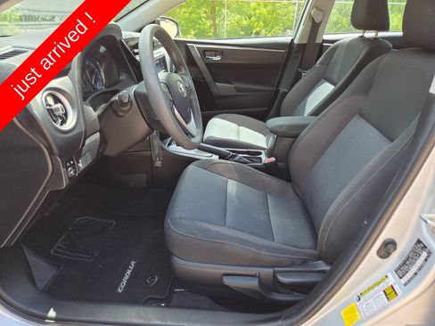 Used 2019 Toyota Corolla LE FWD image 24