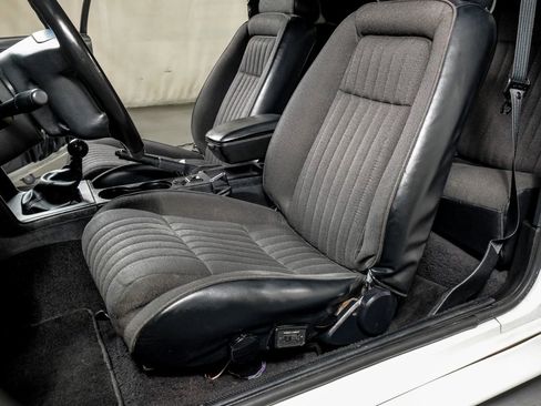 Used 1993 Ford Mustang GT image 24