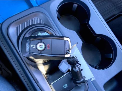 Used 2025 Ford Maverick XLT w/ Equipment Group 302A image 13