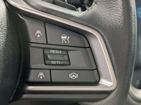 Used 2025 Subaru Outback Limited AWD/4WD image 18