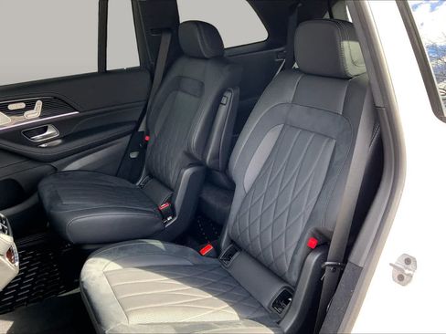 Certified 2025 Mercedes-Benz GLS 63 AMG 4MATIC image 21