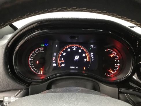 Used 2022 Dodge Durango SRT w/ Black Package AWD/4WD image 10